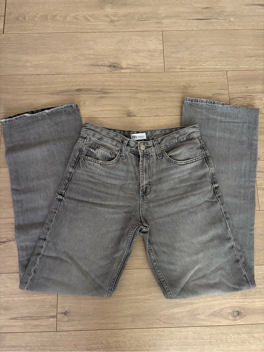 Straight Leg Jeans by Zara